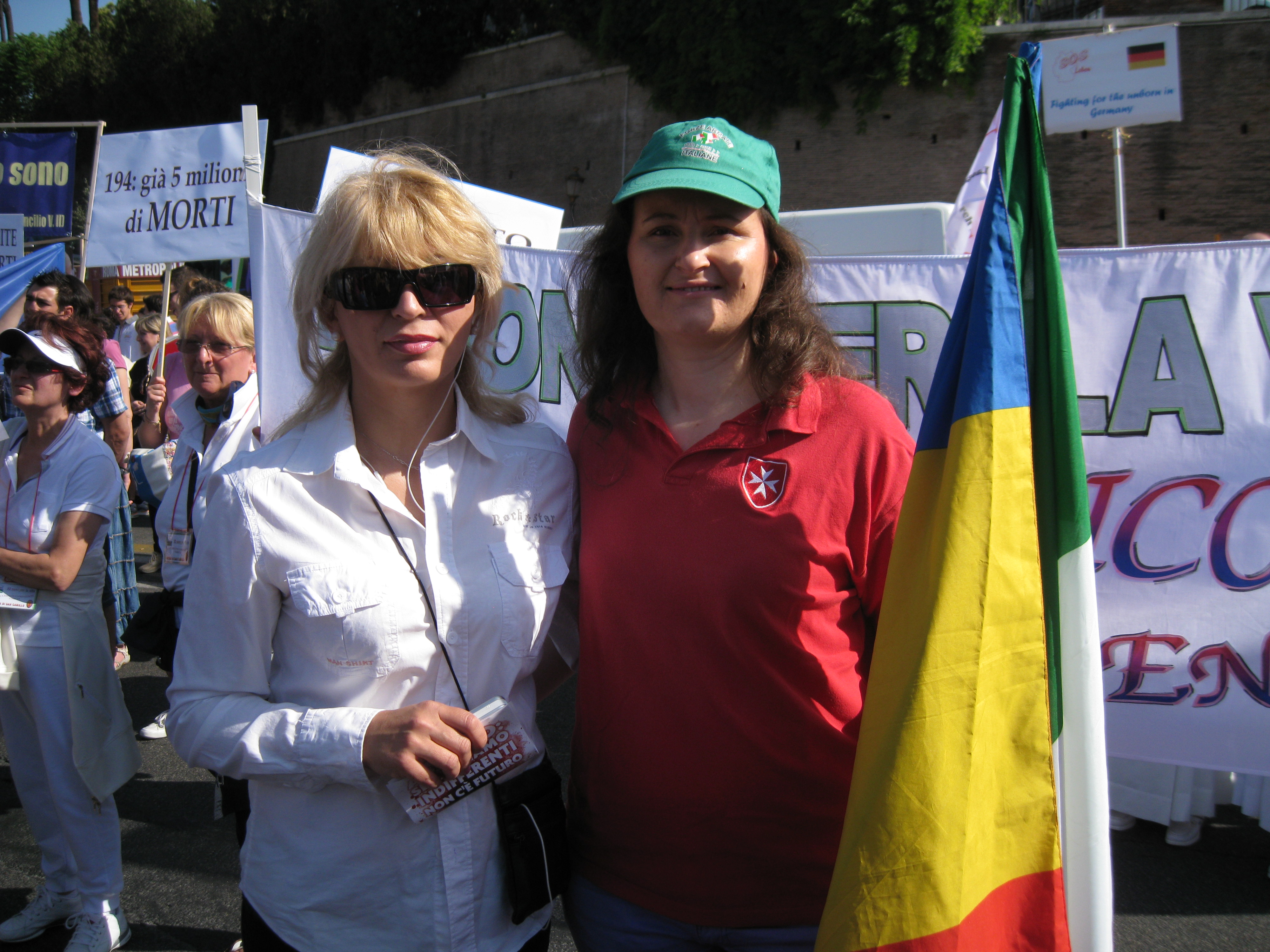 Corina F. Vatavu & Simona C. Farcas - Marcia Nazionale della Vita 2012